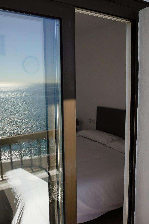 Beachfront Apartment Malaga Exterior photo